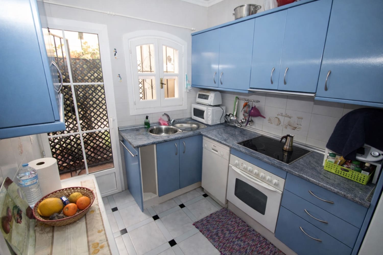 2 bedroom Terraced Villa for sale in Nerja with pool - € 349,000 (Ref: 9669896)