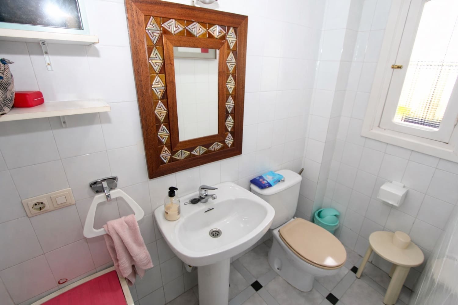 2 bedroom Terraced Villa for sale in Nerja with pool - € 349,000 (Ref: 9669896)