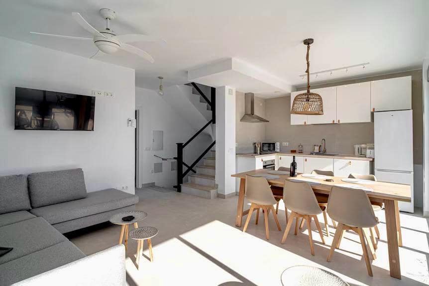 3 Zimmer Villa zu verkaufen in Nerja mit Pool - 829.000 € (Ref: 9676725)