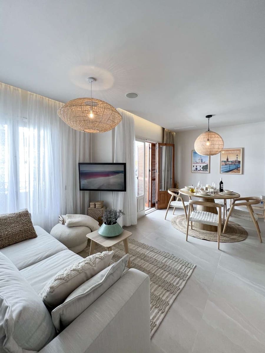 1 quarto Apartamento de Praia para venda em Nerja com piscina - 365 000 € (Ref: 9682344)