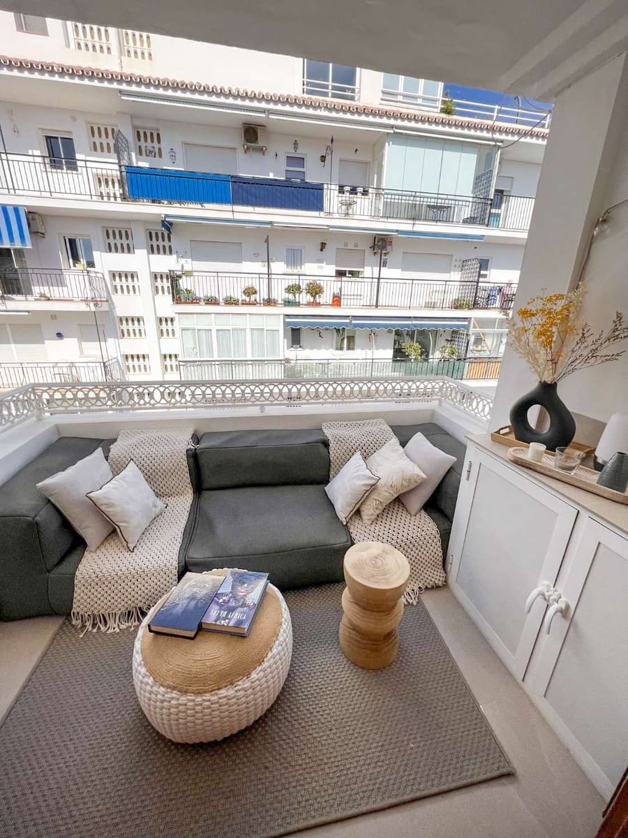 1 quarto Apartamento de Praia para venda em Nerja com piscina - 365 000 € (Ref: 9682344)