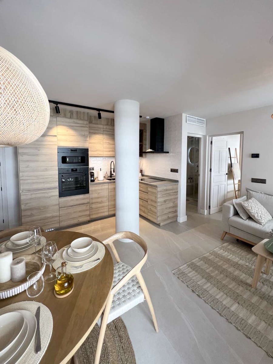 1 quarto Apartamento de Praia para venda em Nerja com piscina - 365 000 € (Ref: 9682344)