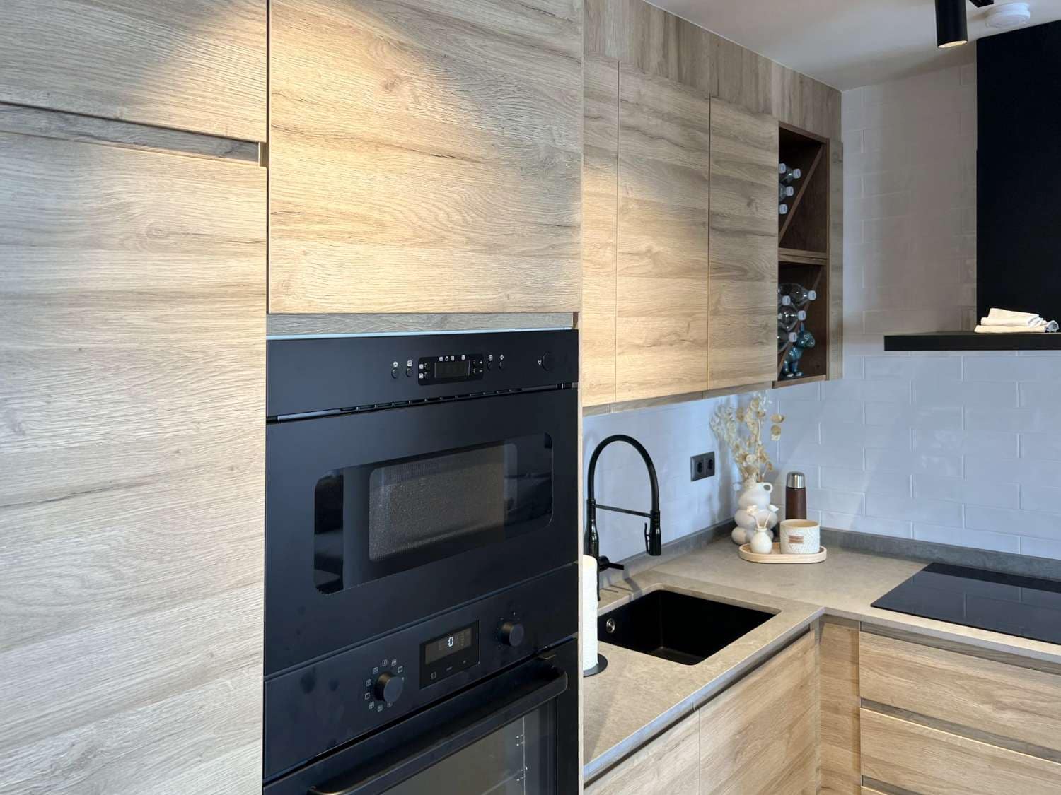 1 quarto Apartamento de Praia para venda em Nerja com piscina - 365 000 € (Ref: 9682344)