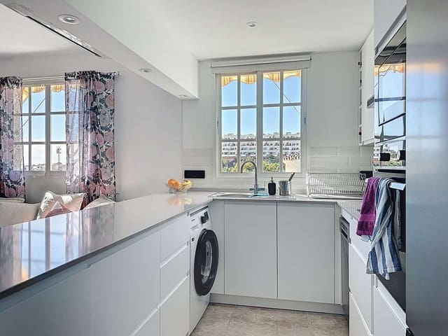 1 bedroom Apartment for sale in Capistrano, Nerja - € 249,000 (Ref: 9700393)