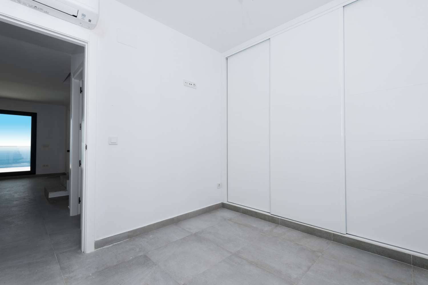 3 bedroom Penthouse for sale in Nerja with pool garage - € 479,000 (Ref: 9719423)