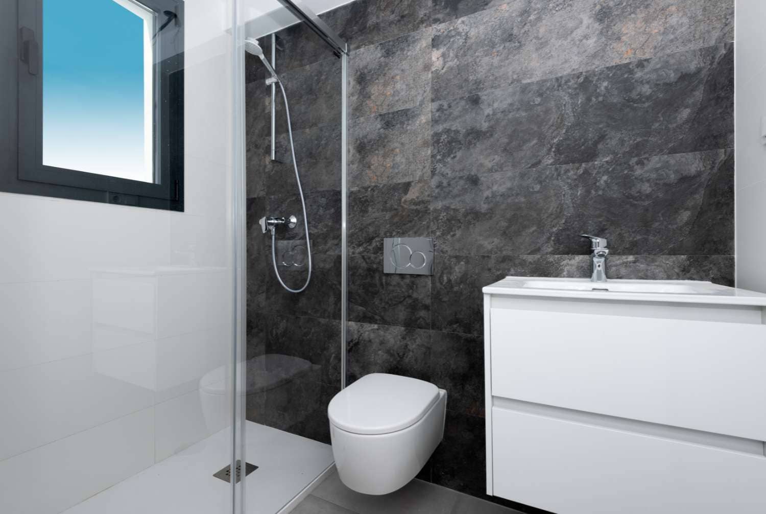 3 bedroom Penthouse for sale in Nerja with pool garage - € 479,000 (Ref: 9719423)