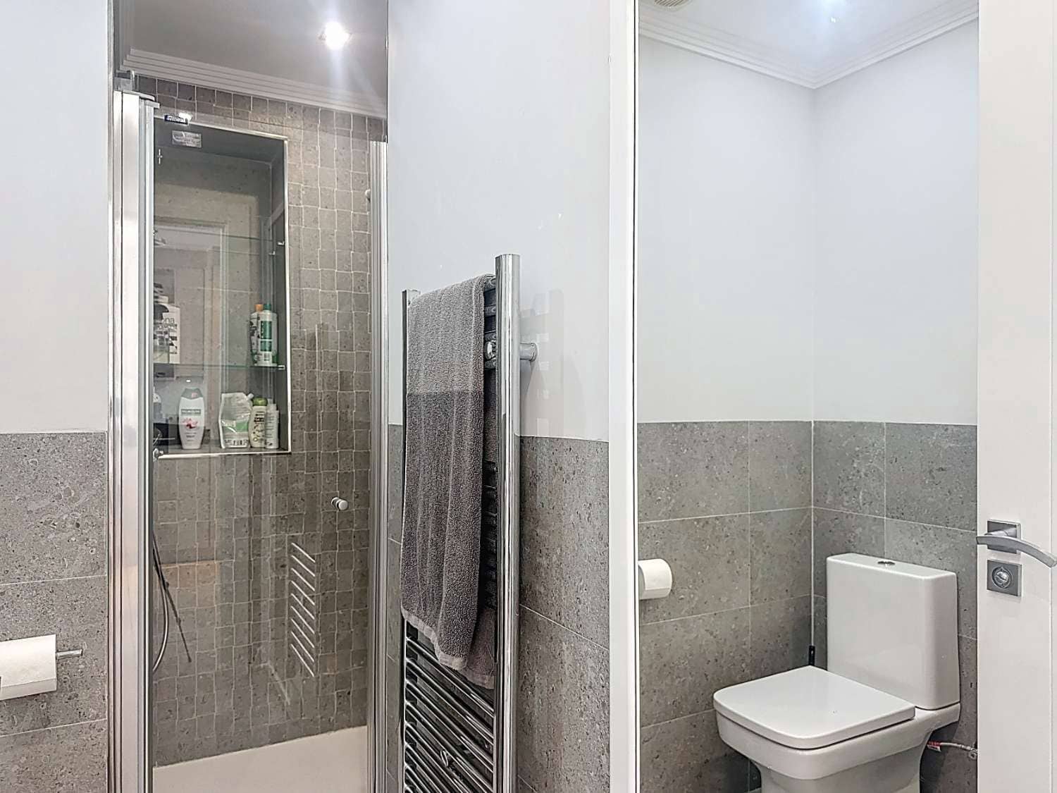 2 slaapkamer Strandappartement te koop in Nerja met zwembad - € 649.000 (Ref: 9721055)