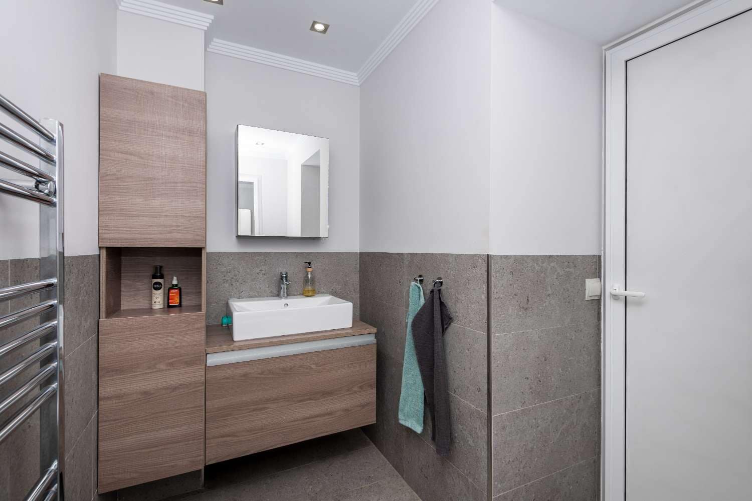 2 makuuhuone Ranta-asunto myytävänä paikassa Nerja mukana uima-altaan - 649 000 € (Ref: 9721055)