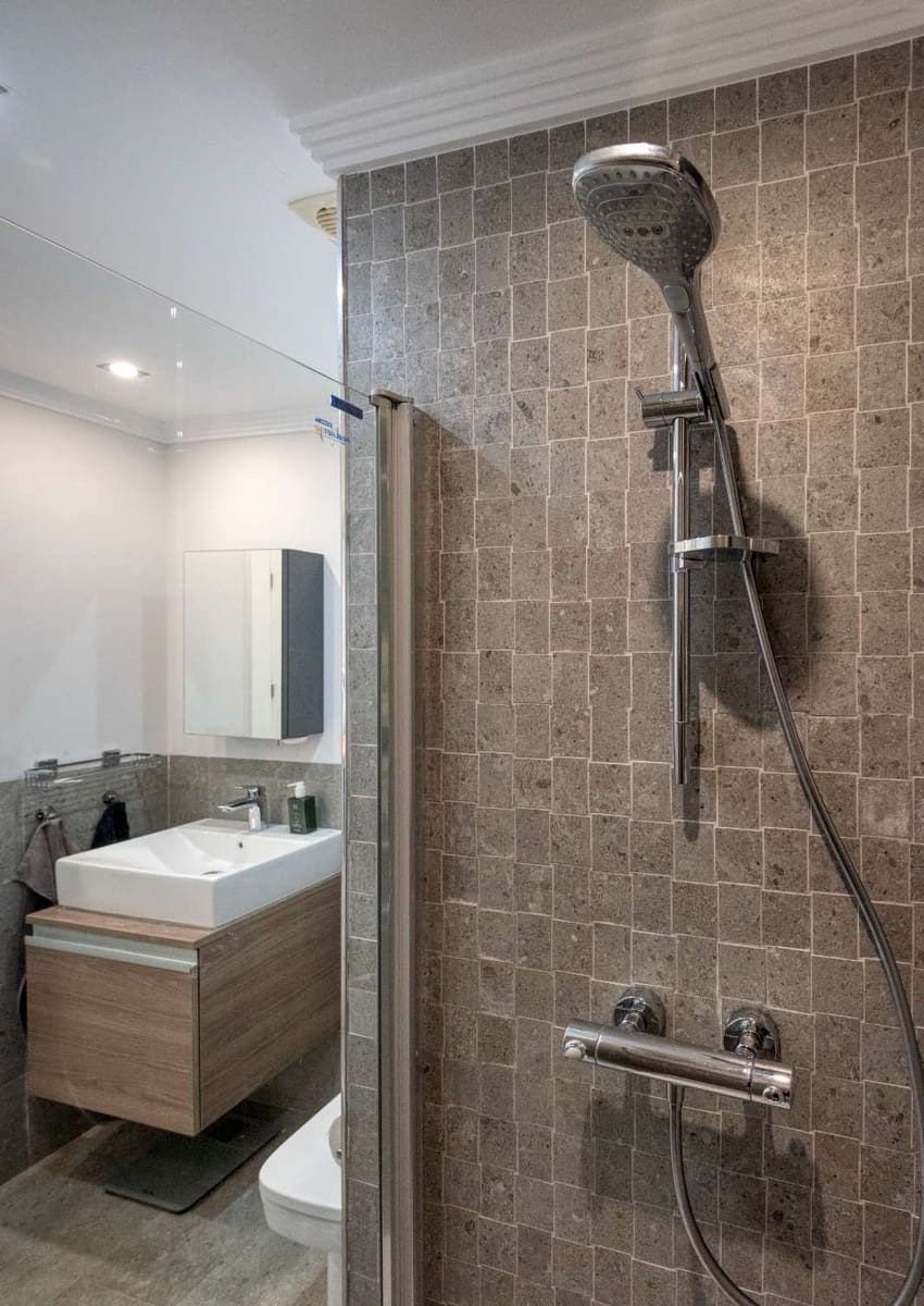 2 makuuhuone Ranta-asunto myytävänä paikassa Nerja mukana uima-altaan - 649 000 € (Ref: 9721055)