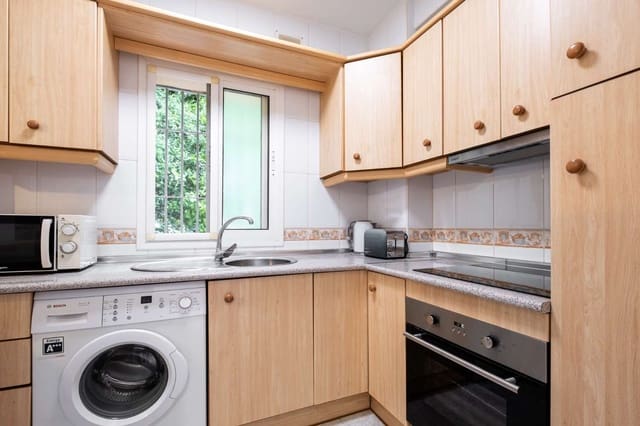 2 slaapkamer Strandappartement te koop in Nueva Nerja, Nerja met zwembad - € 279.000 (Ref: 9755284)