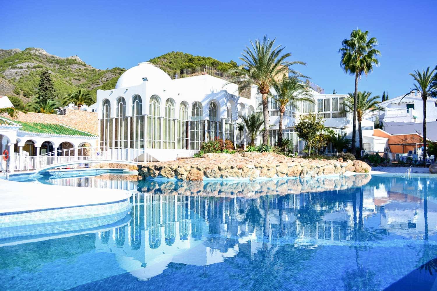 2 chambre Appartement de Plage à vendre à Nerja avec piscine - 299 000 € (Ref: 9758400)