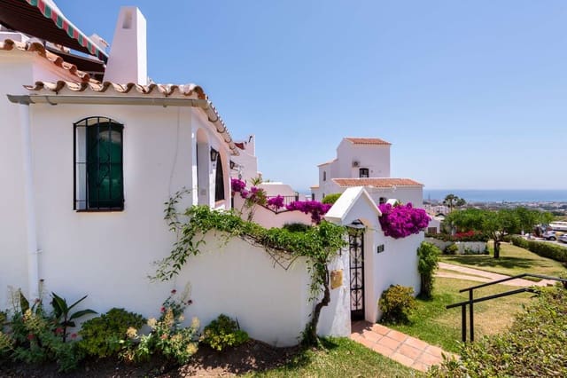 2 chambre Appartement de Plage à vendre à Capistrano, Nerja avec piscine - 299 000 € (Ref: 9758400)