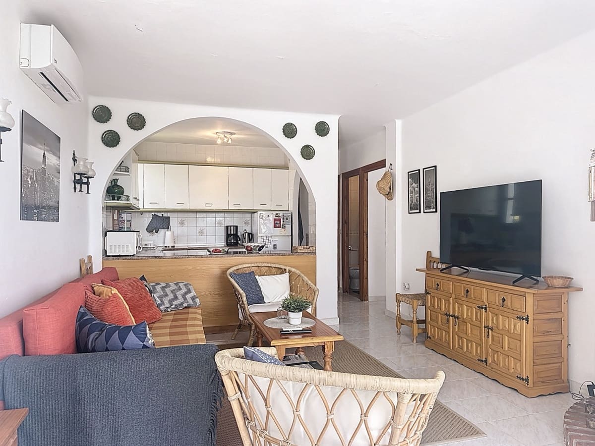 2 chambre Appartement de Plage à vendre à Nerja avec piscine - 299 000 € (Ref: 9758400)