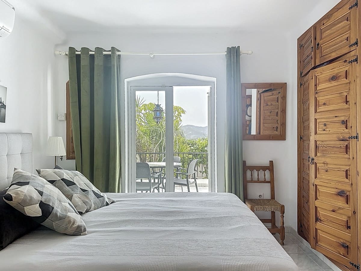 2 chambre Appartement de Plage à vendre à Nerja avec piscine - 299 000 € (Ref: 9758400)