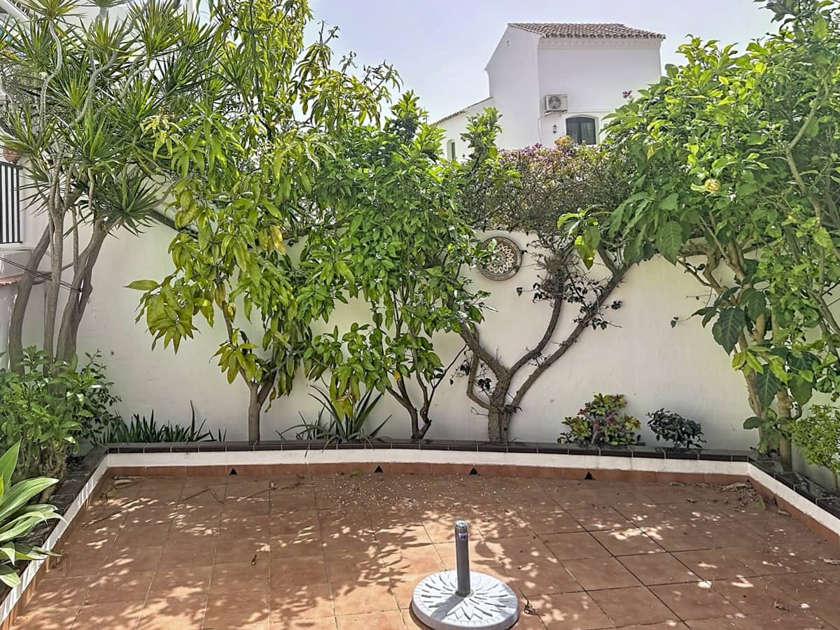 2 chambre Appartement de Plage à vendre à Nerja avec piscine - 299 000 € (Ref: 9758400)