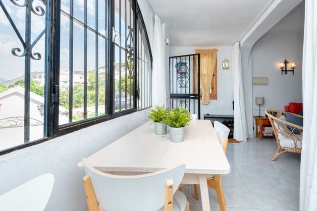 2 Zimmer Strandapartment zu verkaufen in Capistrano, Nerja mit Pool - 299.000 € (Ref: 9758400)
