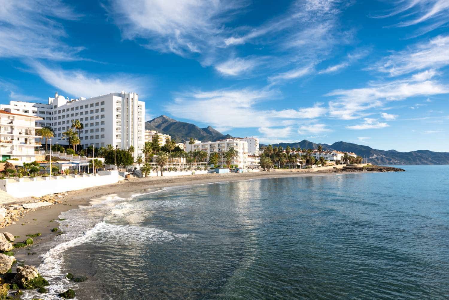 2 bedroom Beach Apartment for sale in Nerja - € 279,000 (Ref: 9777621)