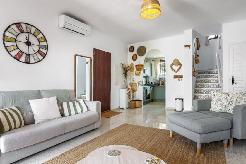 2 chambre Villa/Maison Semi-Mitoyenne à vendre à Nerja avec piscine - 425 000 € (Ref: 9783576)