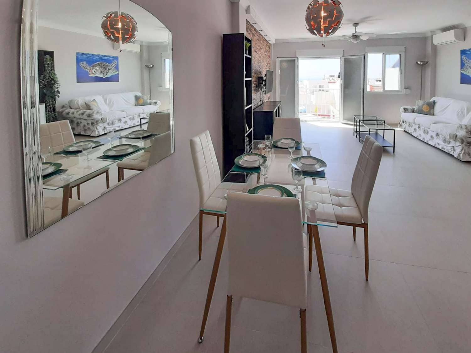 2 soveværelse Strandlejlighed til salg i Nerja - € 299.000 (Ref: 9800341)