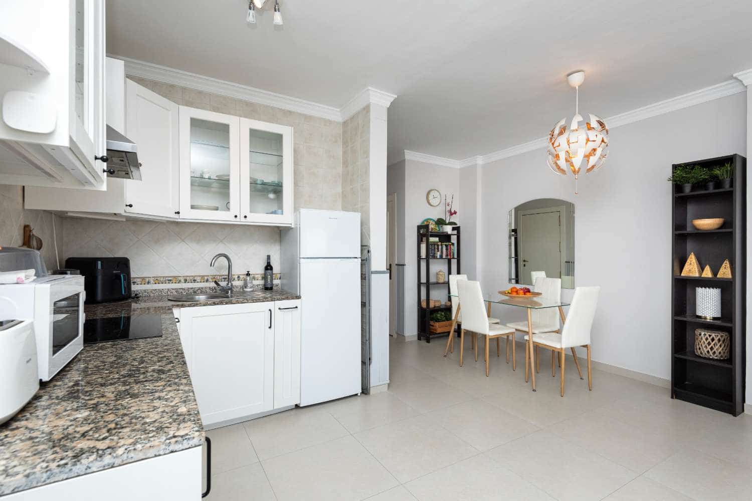 Apartamento Playa de 2 habitaciones en Nerja en venta - 299.000 € (Ref: 9800341)
