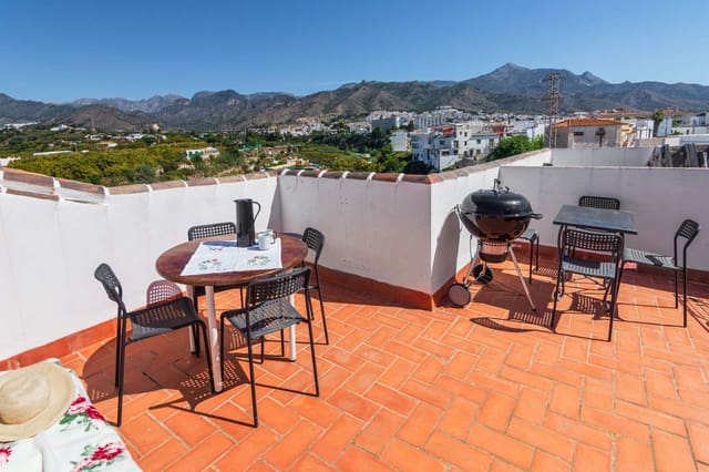 2 Zimmer Apartment zu verkaufen in Avda Pescia - Ctra de Frigiliana, Nerja - 385.000 € (Ref: 9811200)