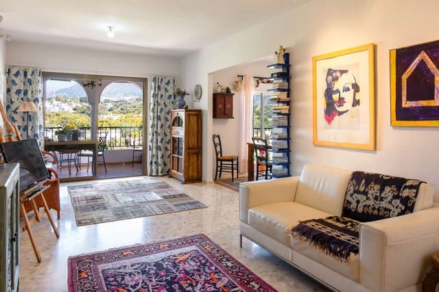 2 Zimmer Apartment zu verkaufen in Avda Pescia - Ctra de Frigiliana, Nerja - 385.000 € (Ref: 9811200)