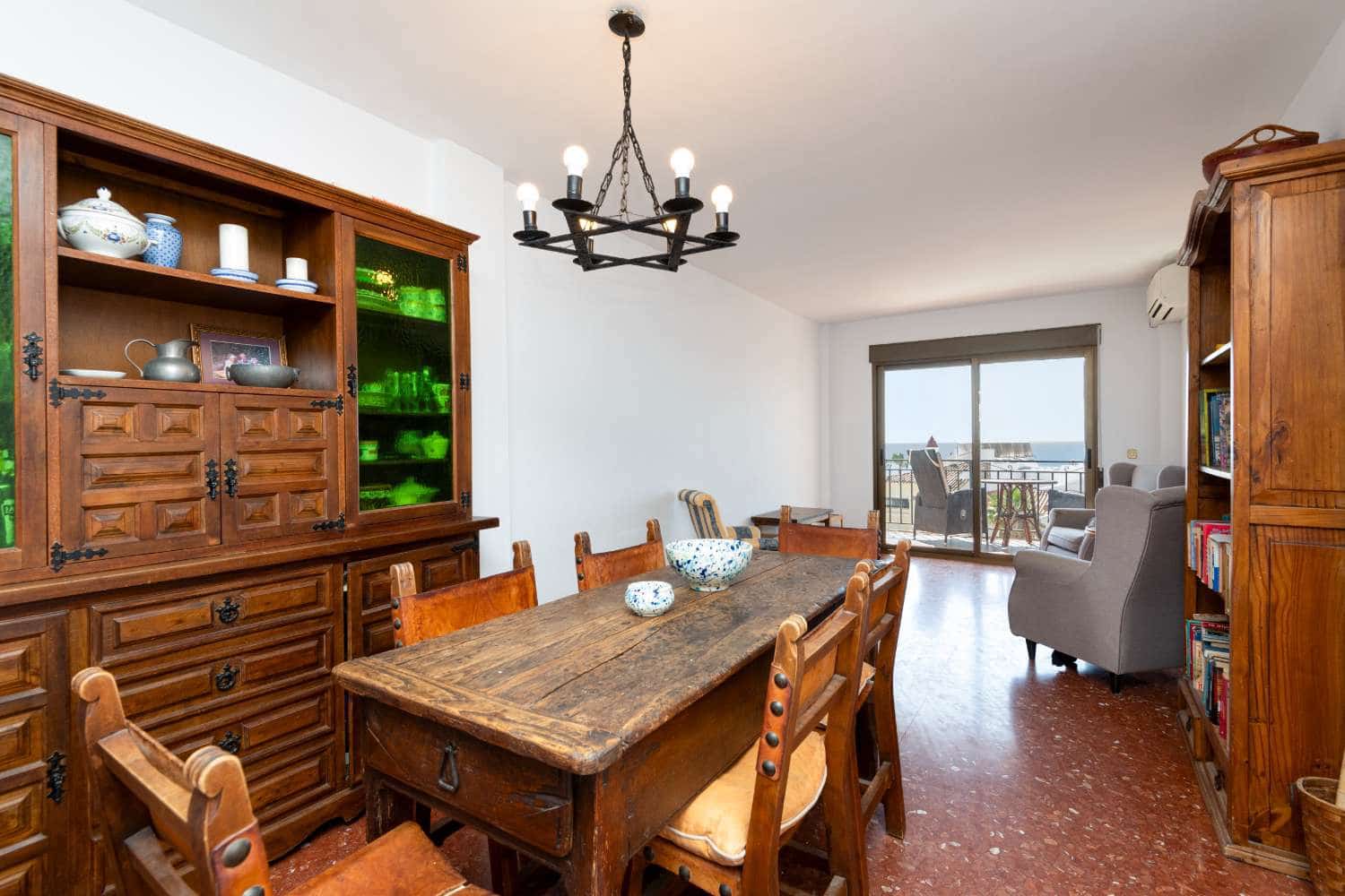 2 bedroom Beach Apartment for sale in Nerja with pool - € 475,000 (Ref: 9833205)