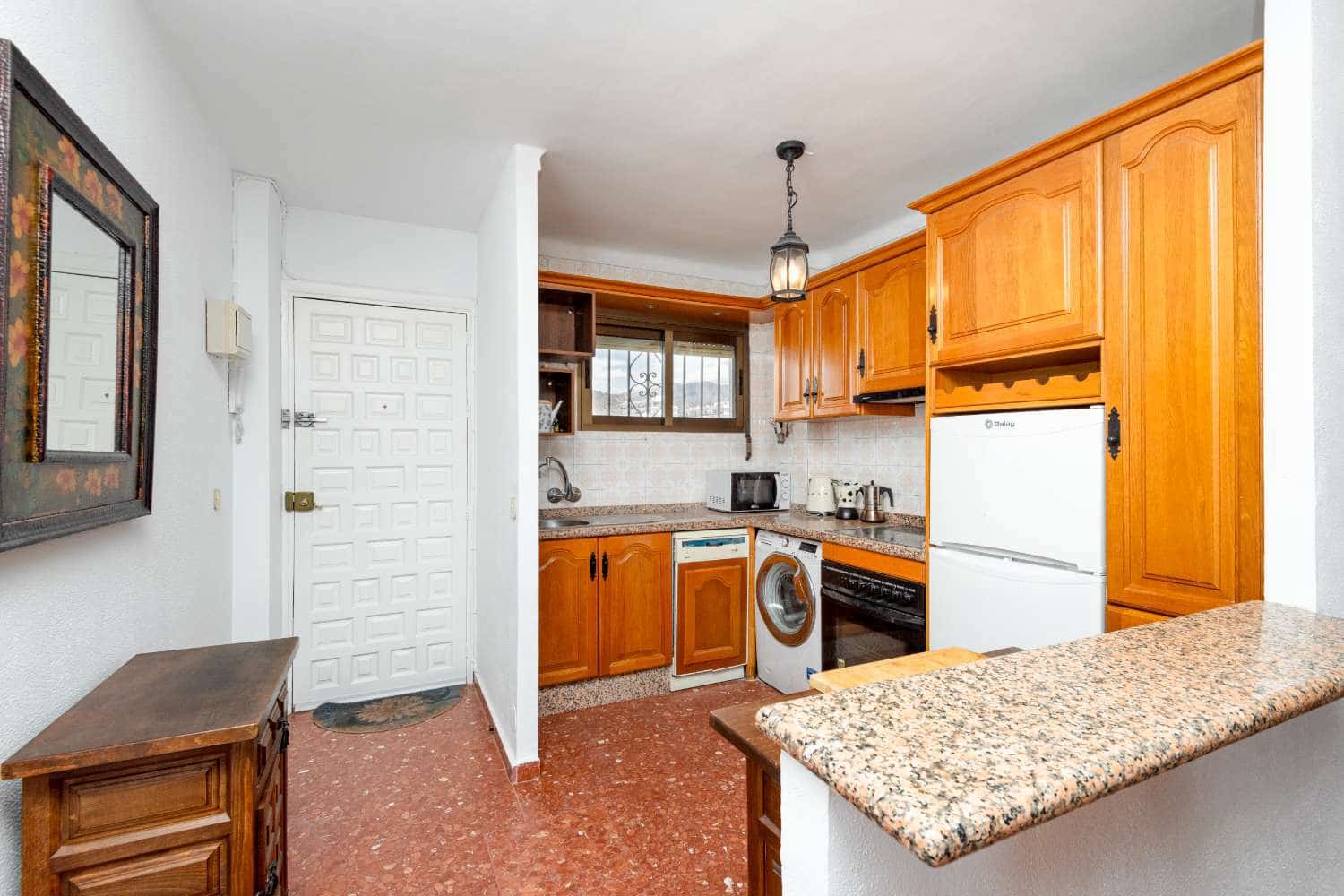 2 bedroom Beach Apartment for sale in Nerja with pool - € 475,000 (Ref: 9833205)