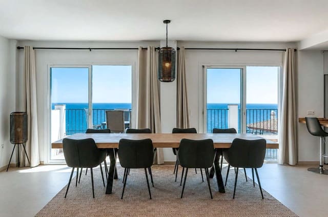 5 quarto Moradia para venda em El Peñoncillo, Torrox com piscina - 895 000 € (Ref: 9844810)