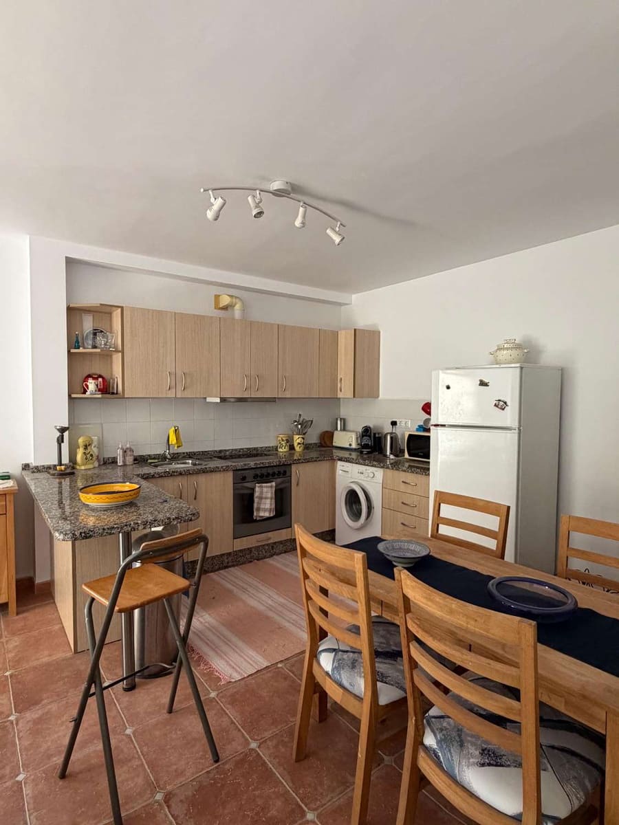 4 soveværelse Byhus til salg i Nerja med swimmingpool - € 525.000 (Ref: 9972789)