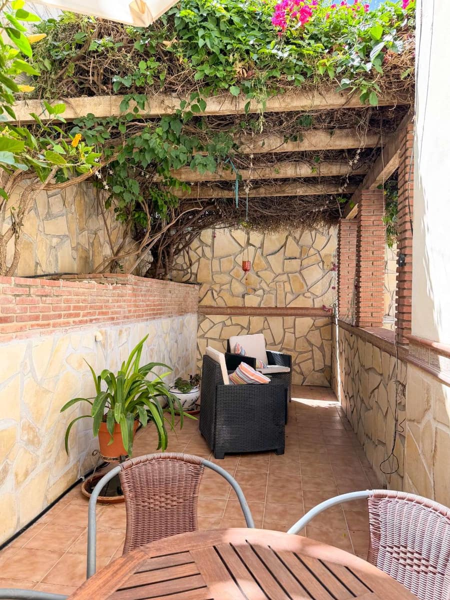 4 sovrum Hus till salu i Nerja med pool - 525 000 € (Ref: 9972789)