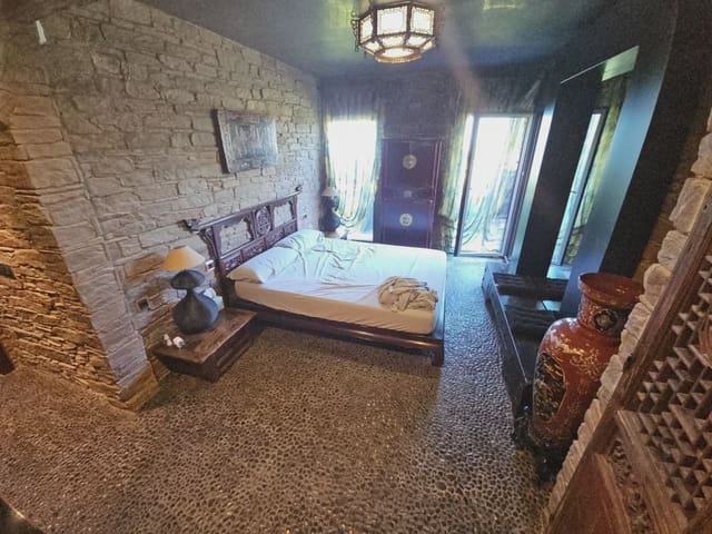 4 camera da letto Villa in vendita in Canyelles, Lloret de Mar con piscina garage - 920.000 € (Rif: 10005140)