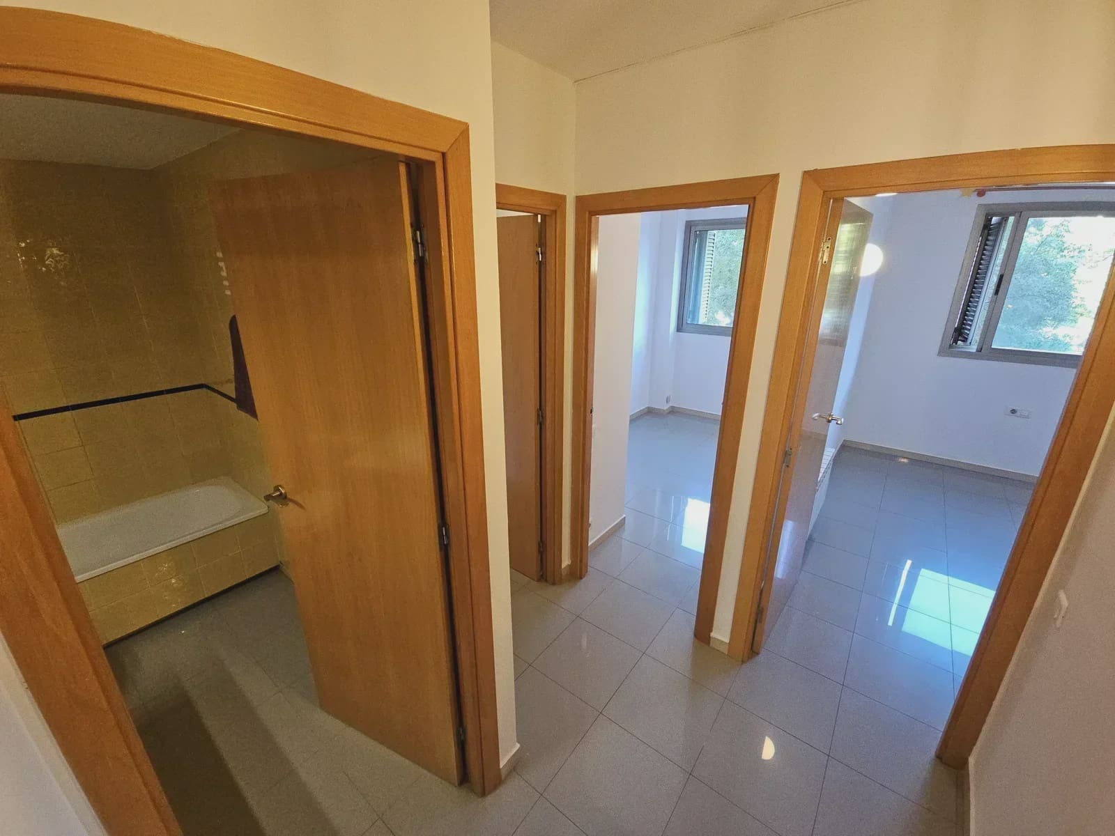 3 slaapkamer Flat te koop in Gerona stad met zwembad garage - € 299.000 (Ref: 10088926)