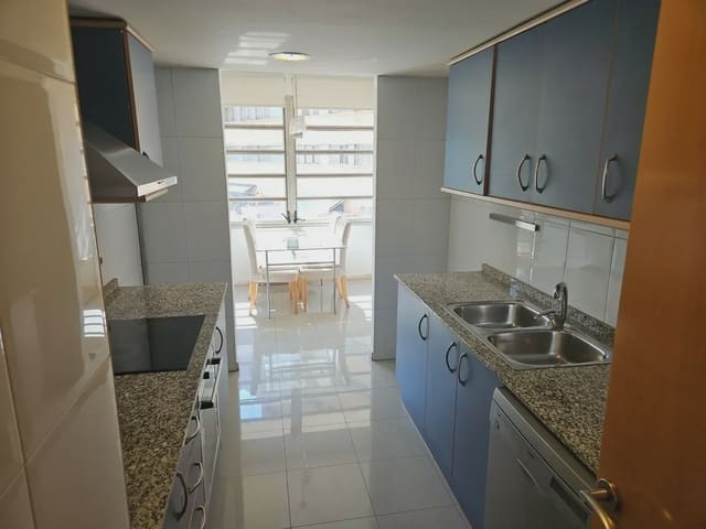 3 slaapkamer Flat te koop in Gerona stad met zwembad garage - € 299.000 (Ref: 10088926)