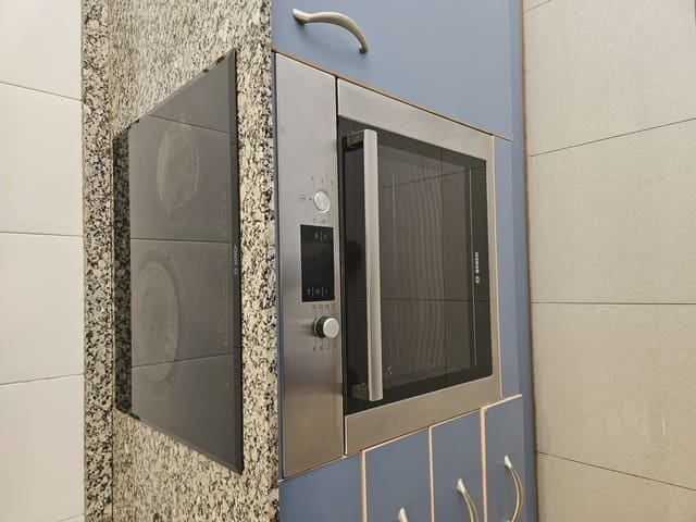 3 slaapkamer Flat te koop in Gerona stad met zwembad garage - € 299.000 (Ref: 10088926)