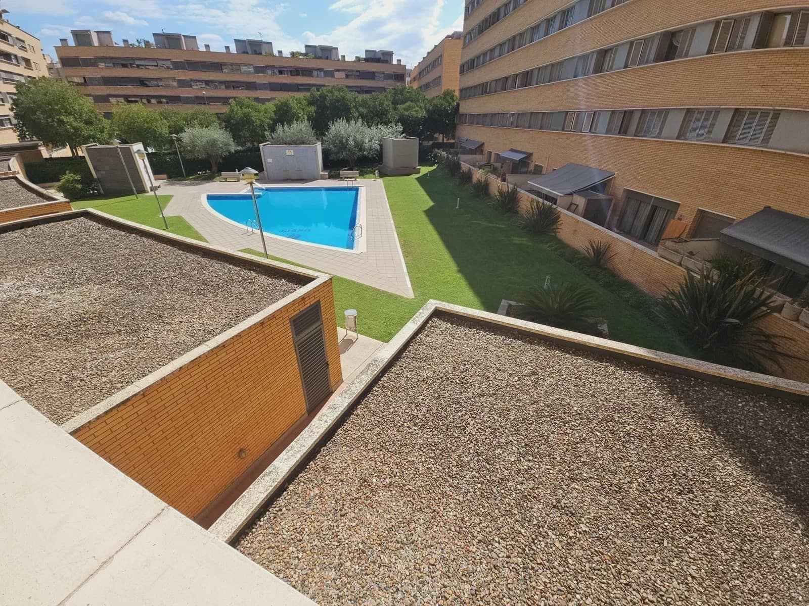 3 slaapkamer Flat te koop in Gerona stad met zwembad garage - € 299.000 (Ref: 10088926)