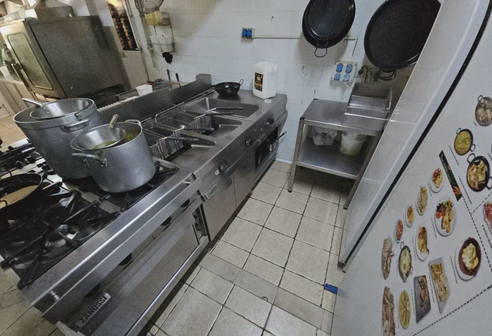 Commercieel te koop in Blanes - € 700.000 (Ref: 10090126)