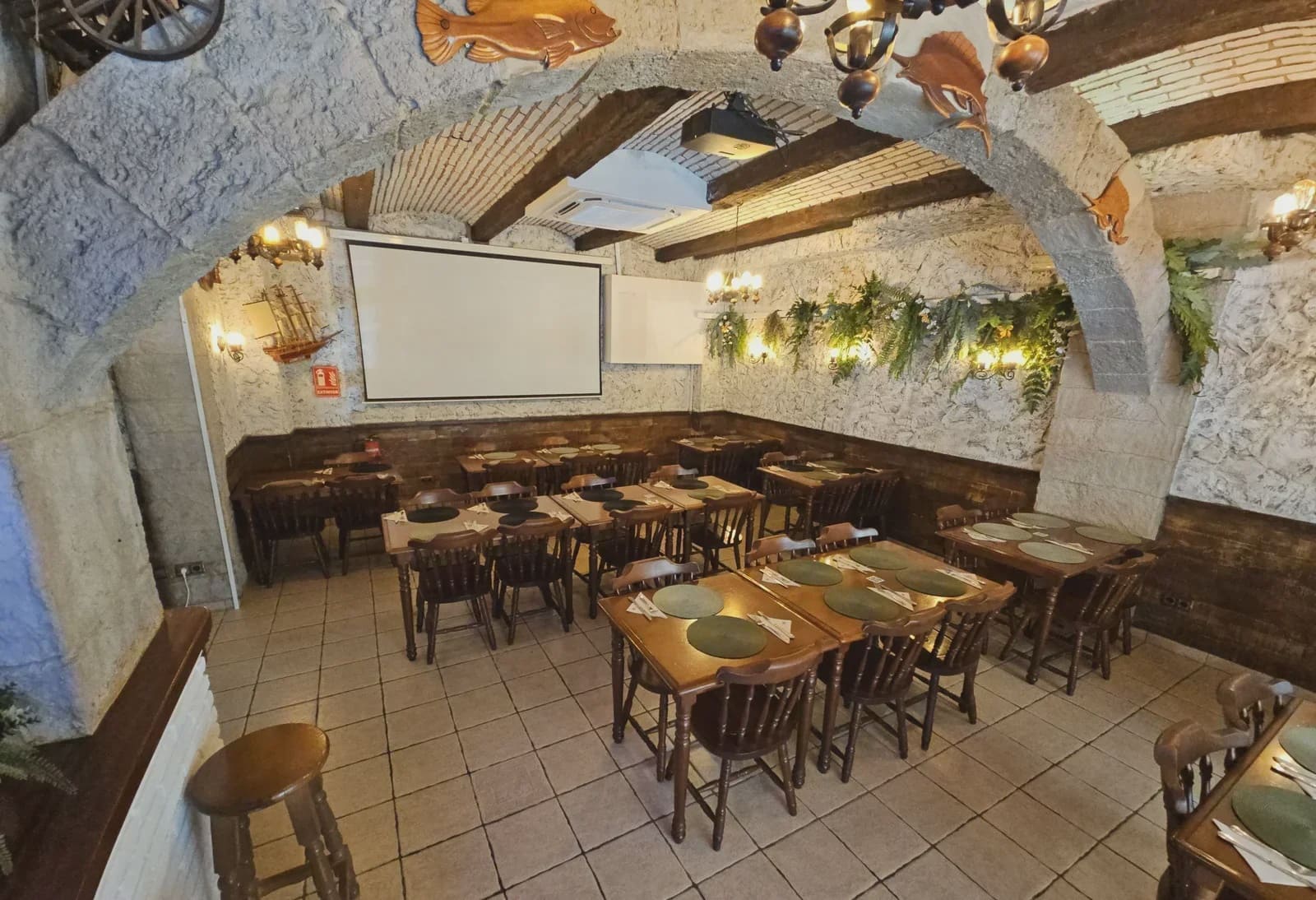Commercieel te koop in Blanes - € 700.000 (Ref: 10090126)