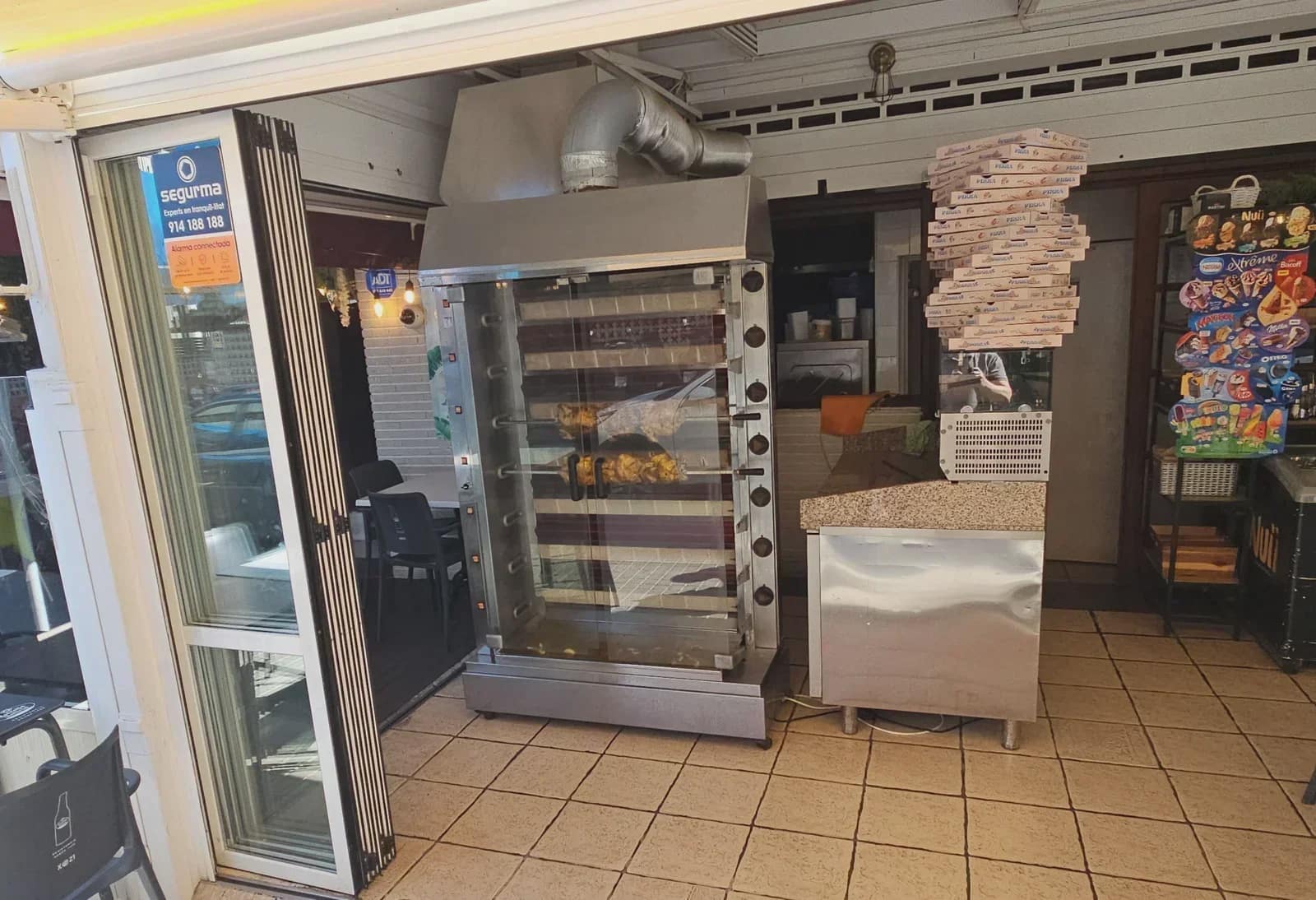 Commercieel te koop in Blanes - € 700.000 (Ref: 10090126)