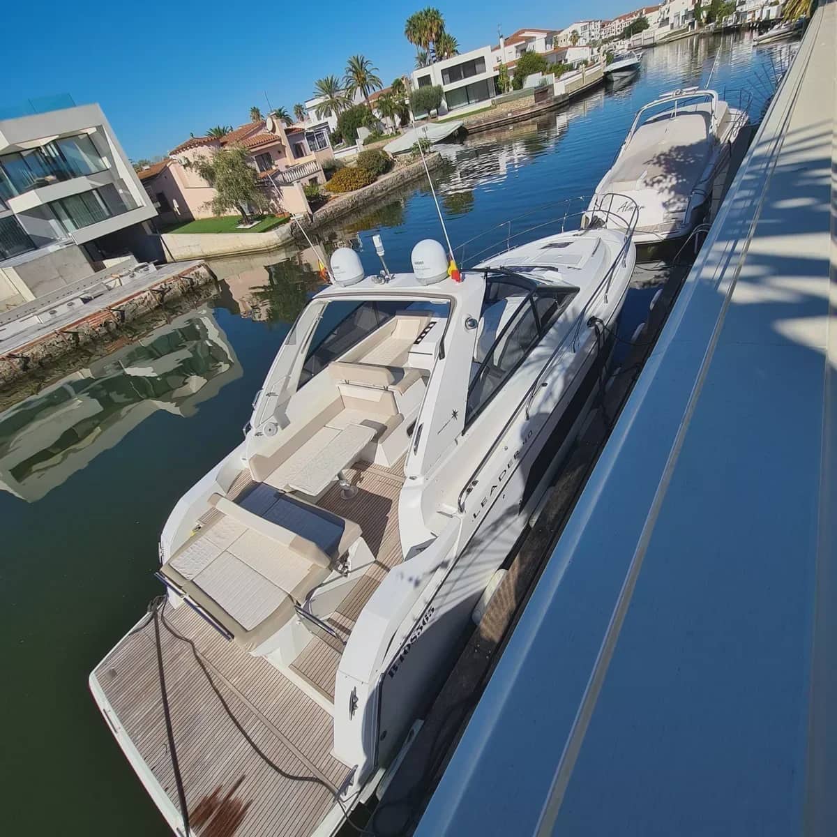 4 bedroom Townhouse for sale in Empuriabrava with pool - € 1,085,000 (Ref: 10104264)
