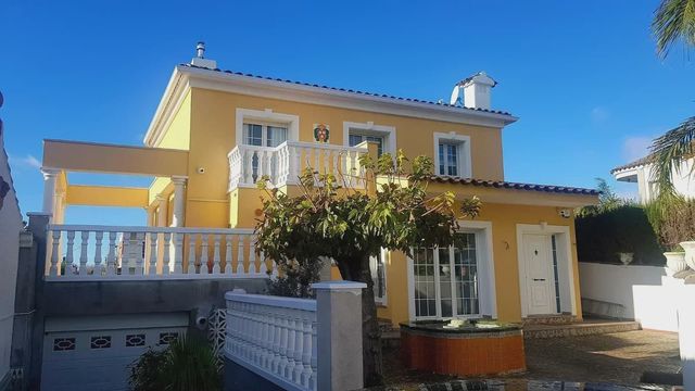 4 chambre Maison de Ville à vendre à Empuriabrava, Castelló d'Empúries avec piscine - 1 085 000 € (Ref: 10104264)