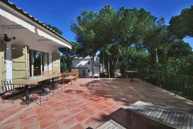 8 makuuhuone Huvila myytävänä paikassa Platja d'Aro, Castell-Platja d'Aro - 1 500 000 € (Ref: 10109862)
