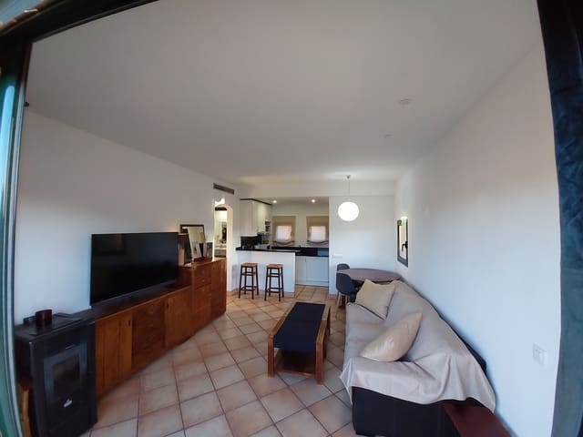 Piso de 1 habitación en Navata en venta con piscina garaje - 279.000 € (Ref: 9645680)