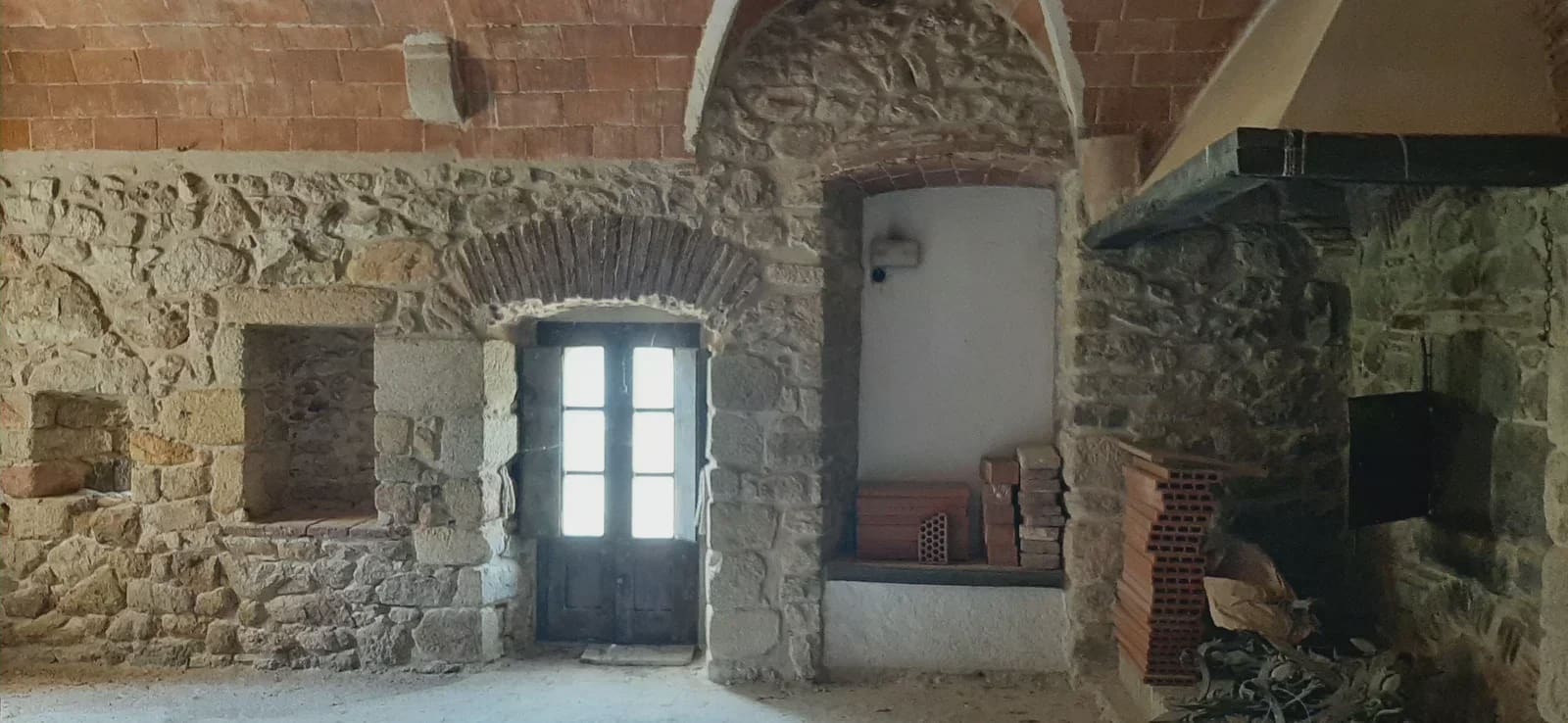 11 bedroom Finca/Country House for sale in Castell d'Aro - € 2,700,000 (Ref: 9645681)