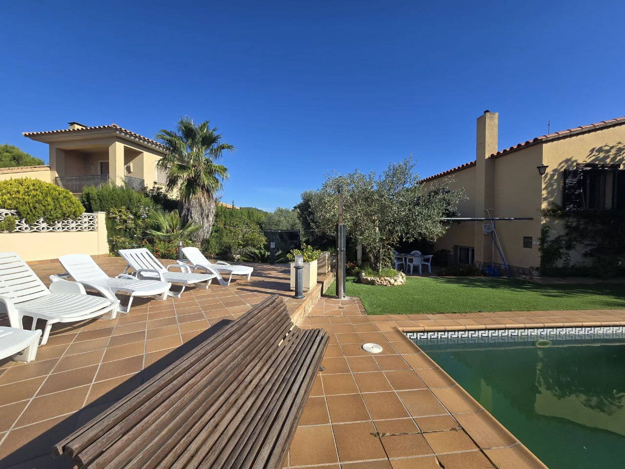 6 soveværelse Villa til salg i Begur med swimmingpool garage - € 650.000 (Ref: 9645682)