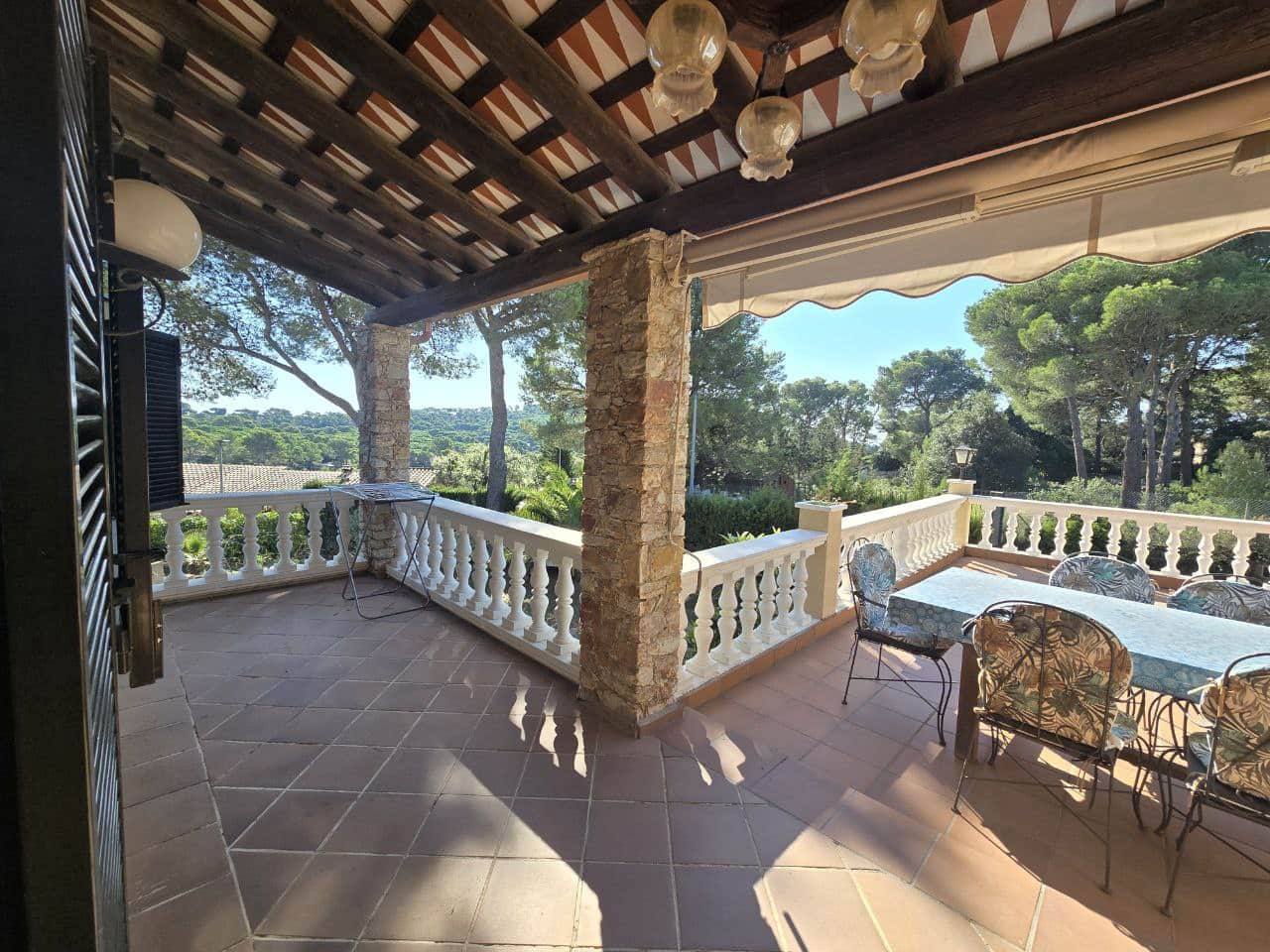 6 quarto Moradia para venda em Begur com piscina garagem - 650 000 € (Ref: 9645682)