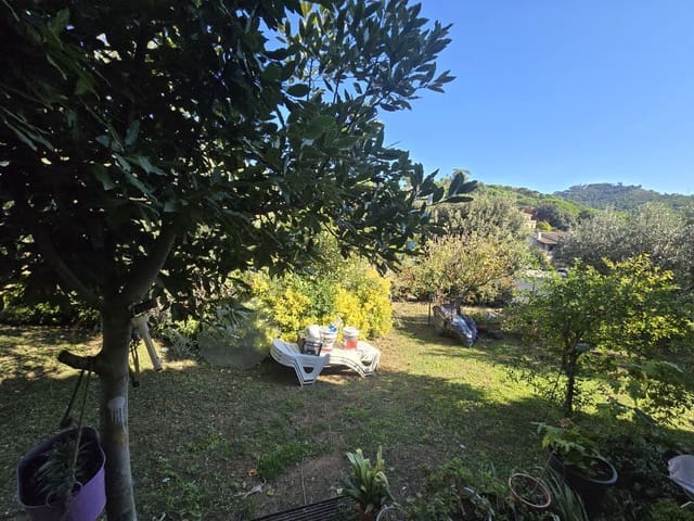 6 quarto Moradia para venda em Begur com piscina garagem - 650 000 € (Ref: 9645682)