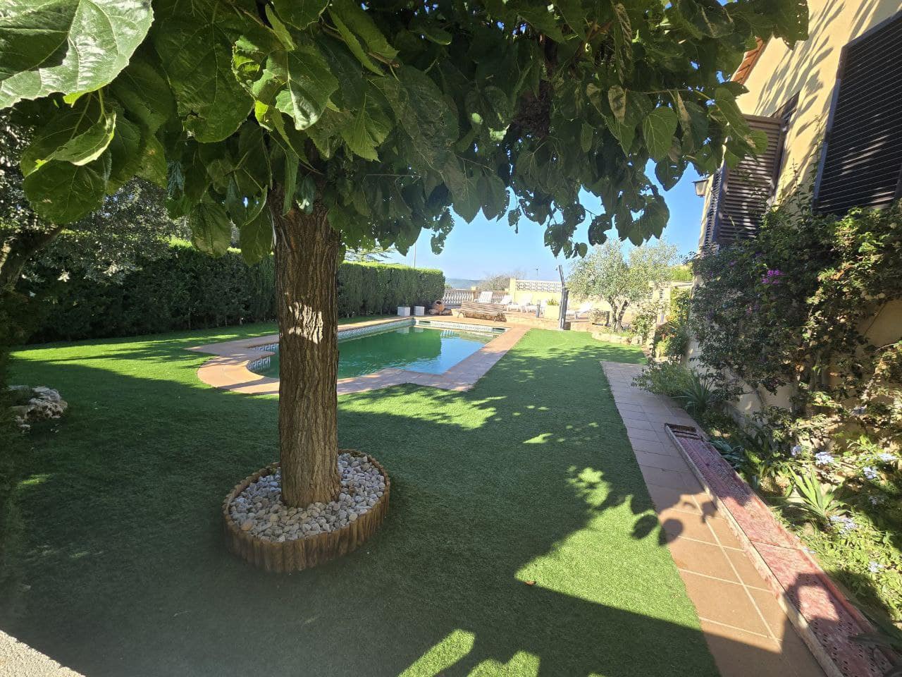 6 quarto Moradia para venda em Begur com piscina garagem - 650 000 € (Ref: 9645682)