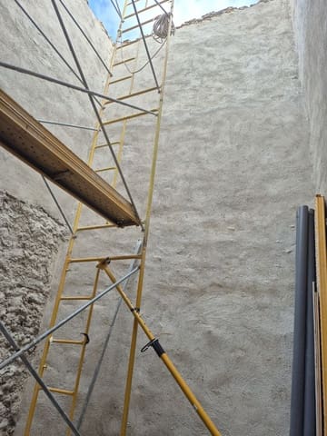 4 quarto Casa em Banda para venda em La Cellera de Ter - 215 000 € (Ref: 9645683)