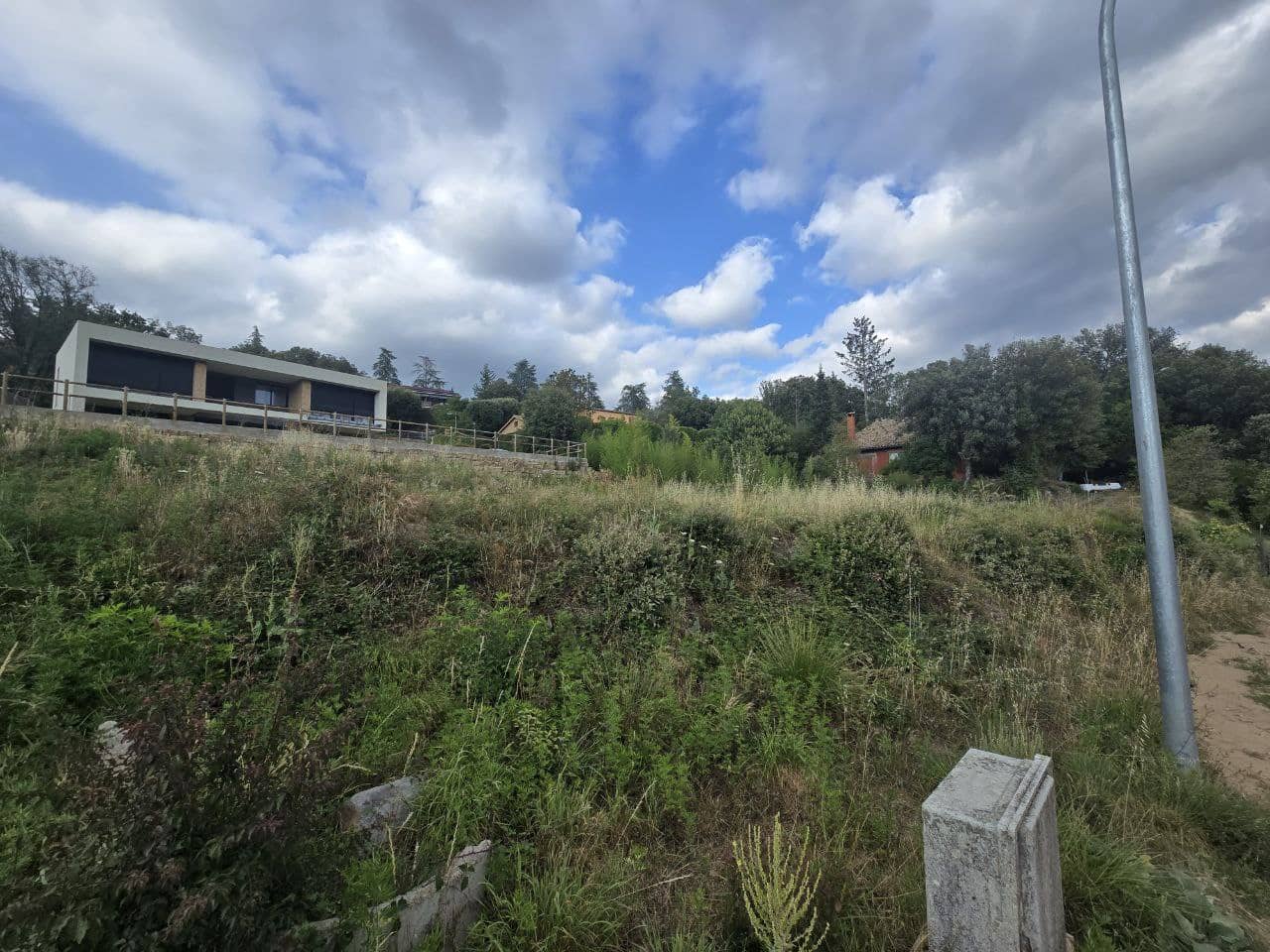 Grunde uden byggetilladelser til salg i Viladrau - € 139.000 (Ref: 9645686)